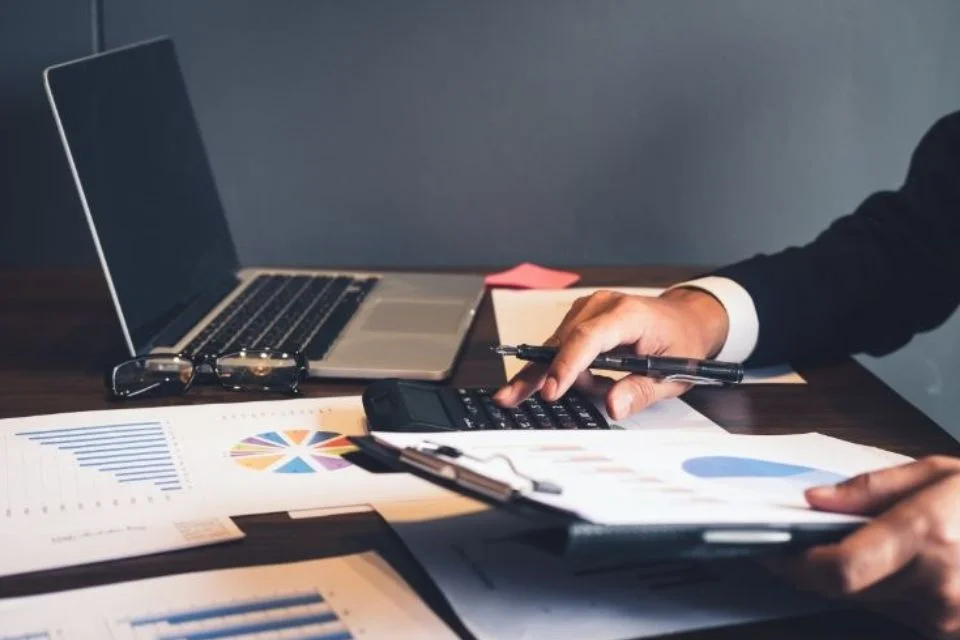 professional accounting services financial reporting and analysis experts